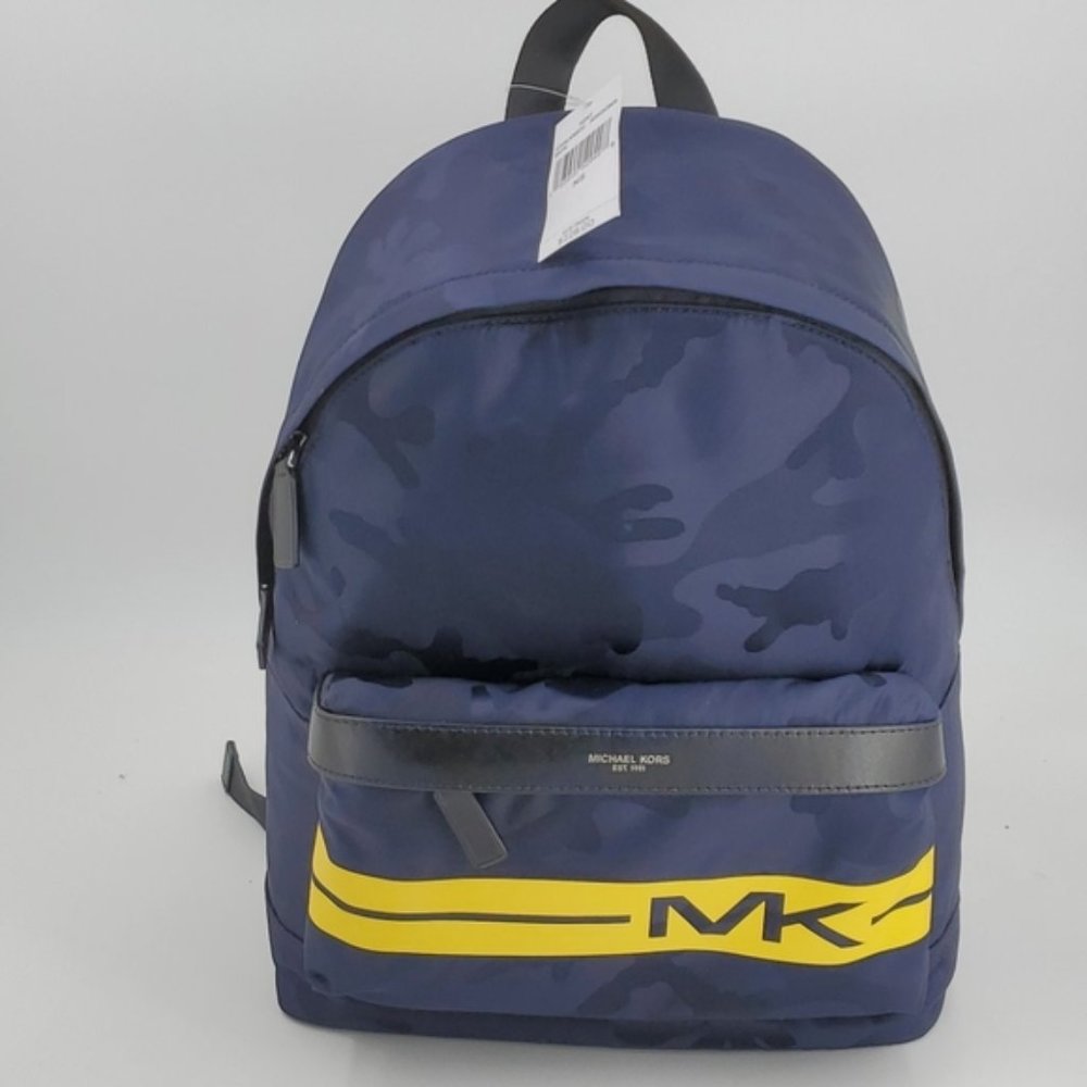 🆕️ MICHAEL KORS Camouflage Kent Backpack - Picture 1 of 6